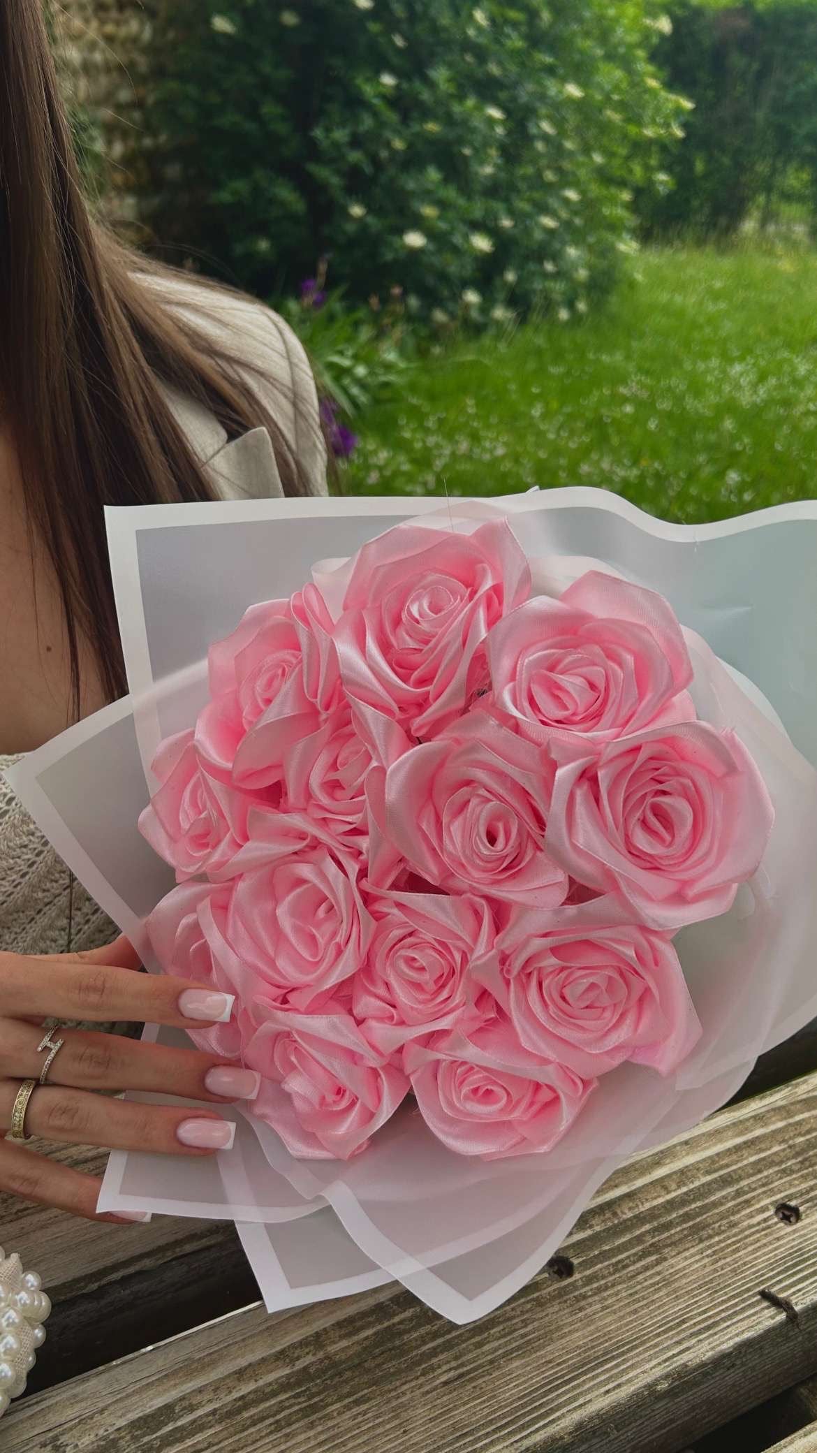 BOUQUET EN SATIN PRESTIGE 15ROSE