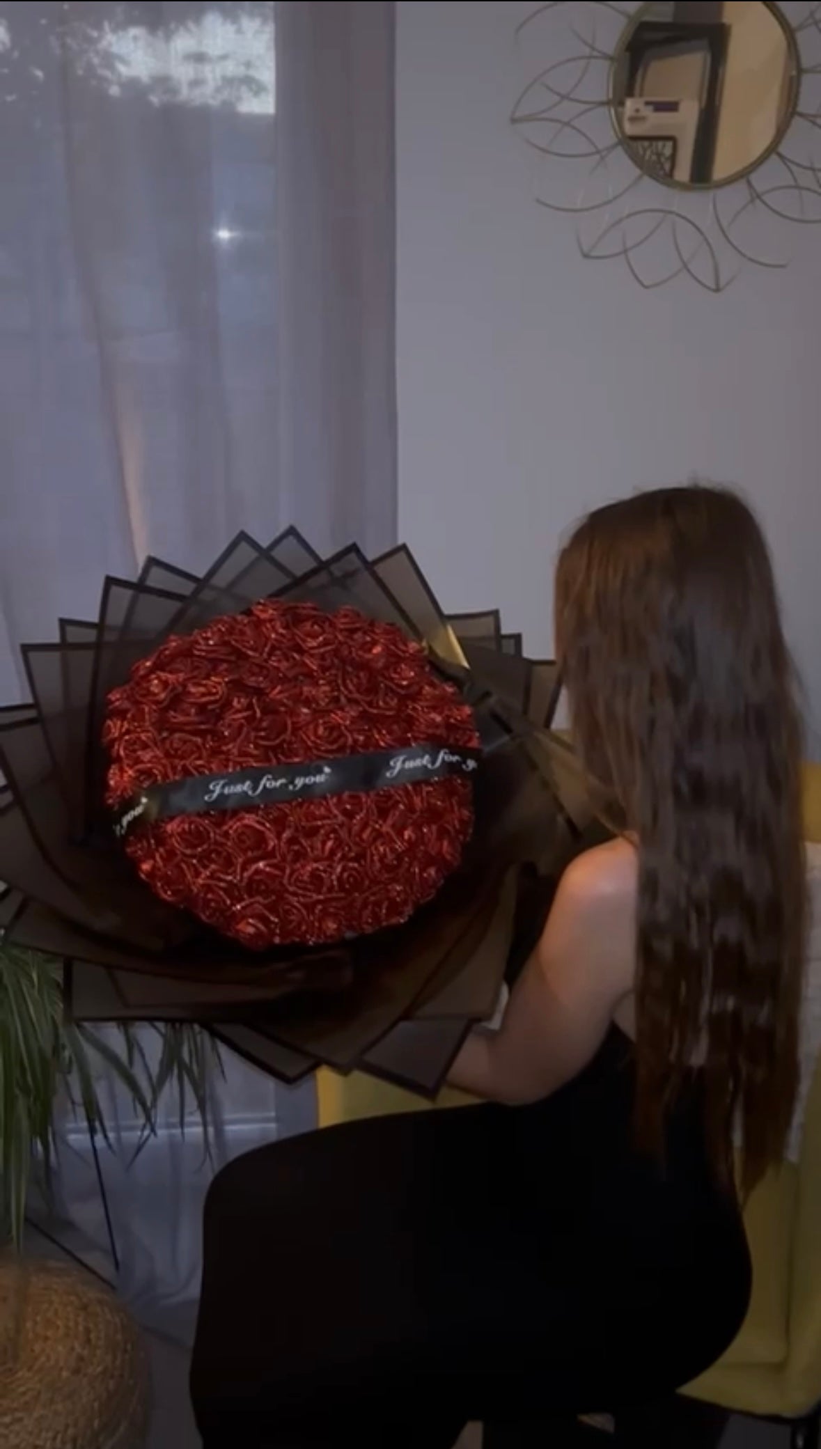 BOUQUET ROSE ROUGE PAILLETÉ UNI